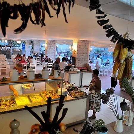 Hotell The Blue Lagoon Deluxe 3*