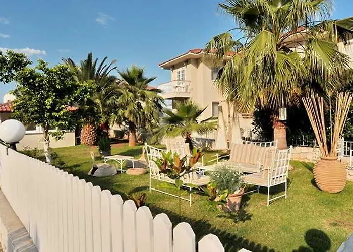 Hotel The Blue Lagoon Deluxe