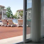 호텔 블루 라군 디럭스 3*