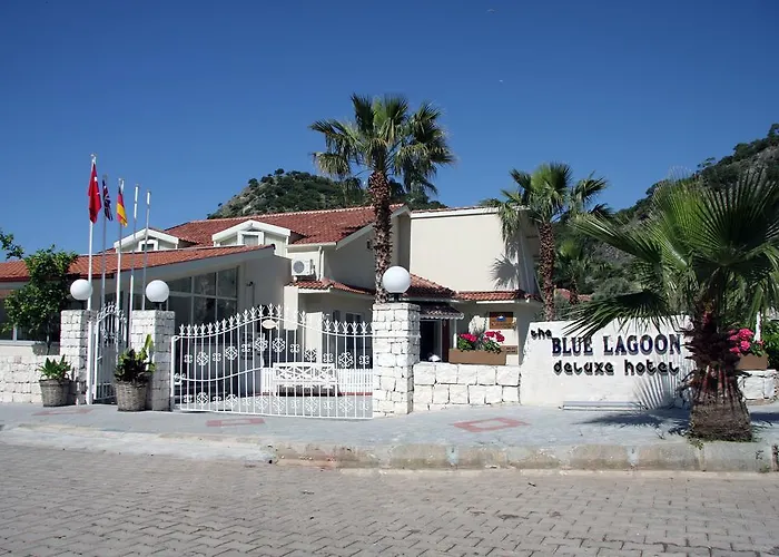 מלון The Blue Lagoon Deluxe