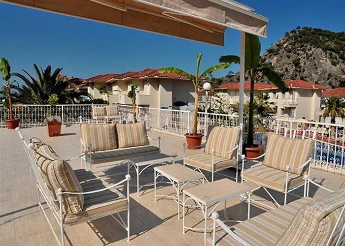 Отель The Blue Lagoon Deluxe 3*