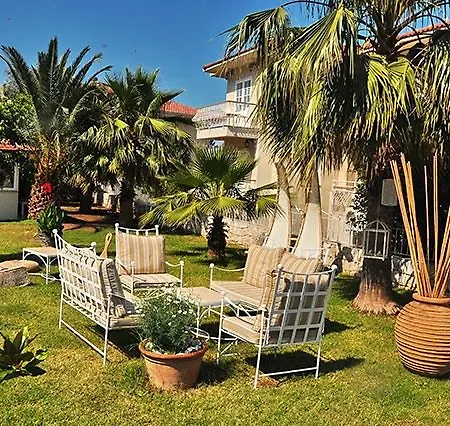 蓝色潟湖豪华酒店 厄吕代尼兹